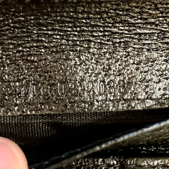 Gucci Black Monogram Chain Shoulder Wallet - Picture 7 of 13